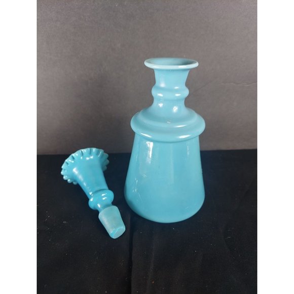 Bristol Glass Decanter with Ruffled Top Stopper Blue - Picture 2 of 5